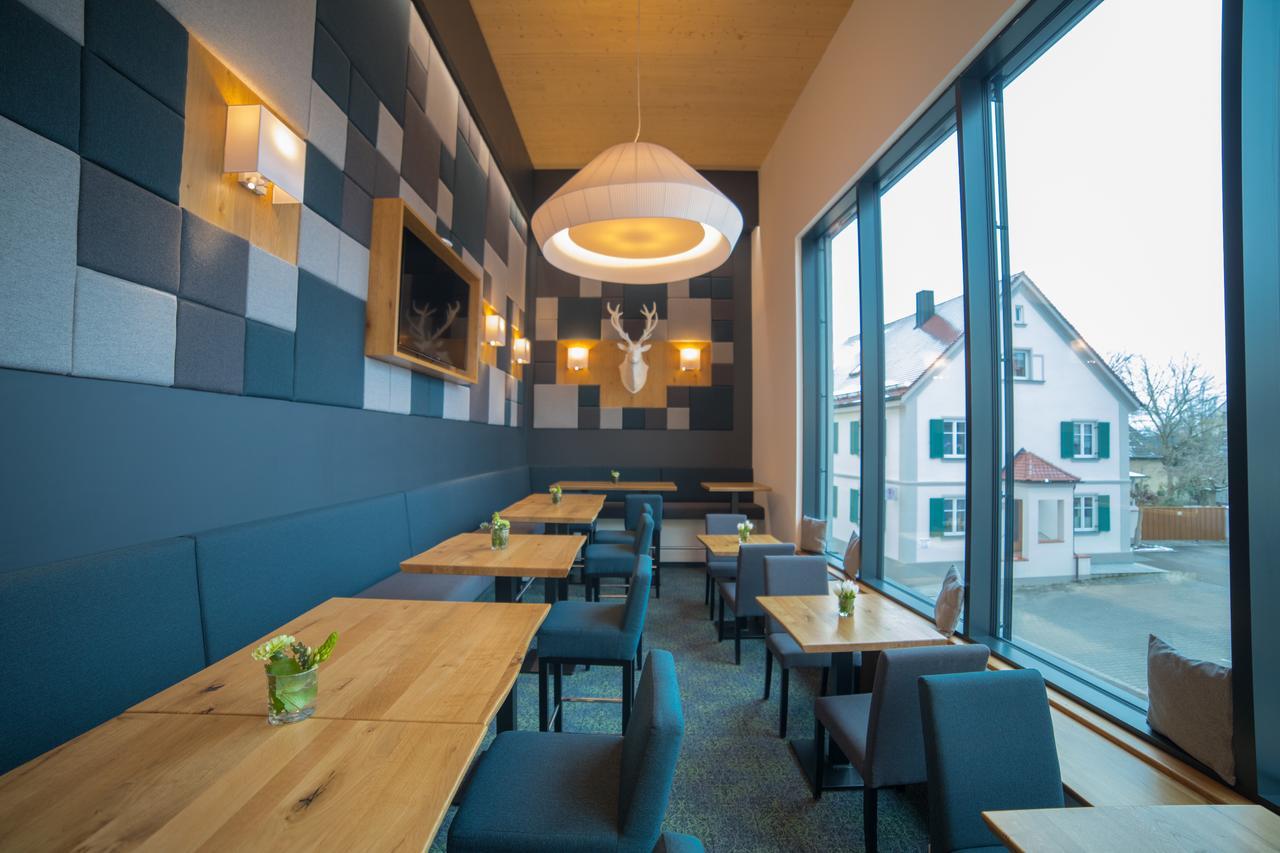 Hotel Zum Hirsch Wertingen Exterior photo